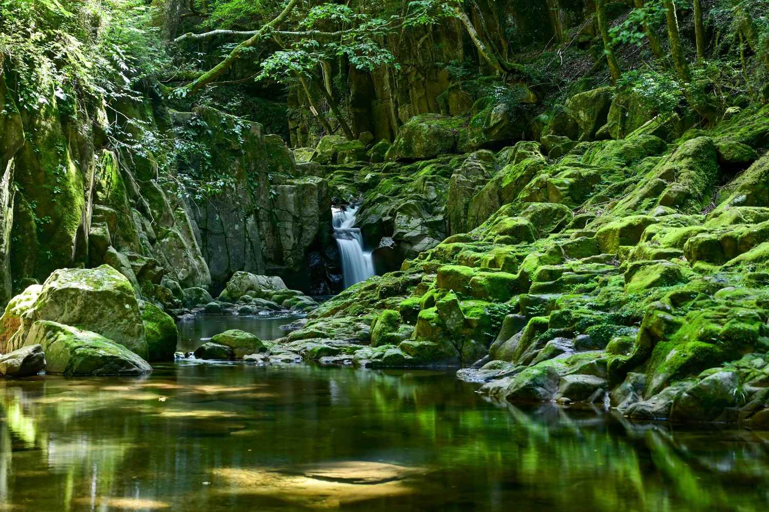 Akame Waterfalls